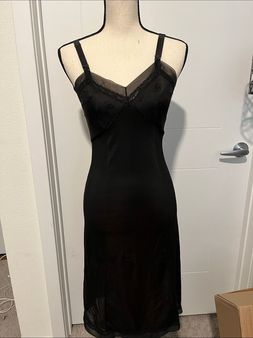 Vintage Black Embroidered Detailing Slip Dress Nightgown Nightwear